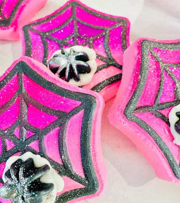 Spinderella, Spiderweb Halloween Bath Bomb