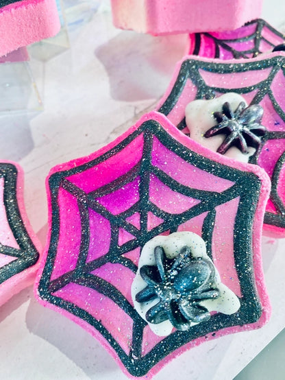 Spinderella, Spiderweb Halloween Bath Bomb